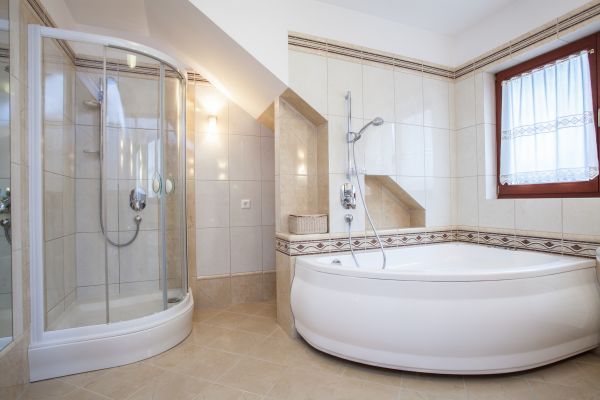 Oversized Bathtub Installation in Somerset