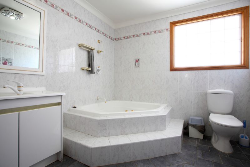 Top Bathtub Installation Companies in Stanford, KY